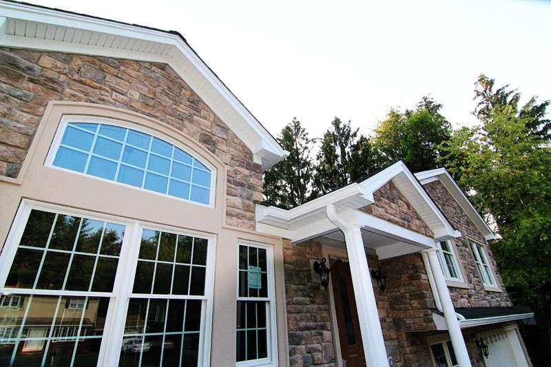 GAF HD LifeTime Timberline Shingles, James Hardie Siding/Trim, InvisiVent CertainTeed Soffit & Seamless Gutters Installation, Newark ‎DE‬ 19711